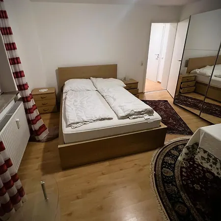 Apartment Moeblierte Fuer Einzelpersonen Oder Paare Obersulm